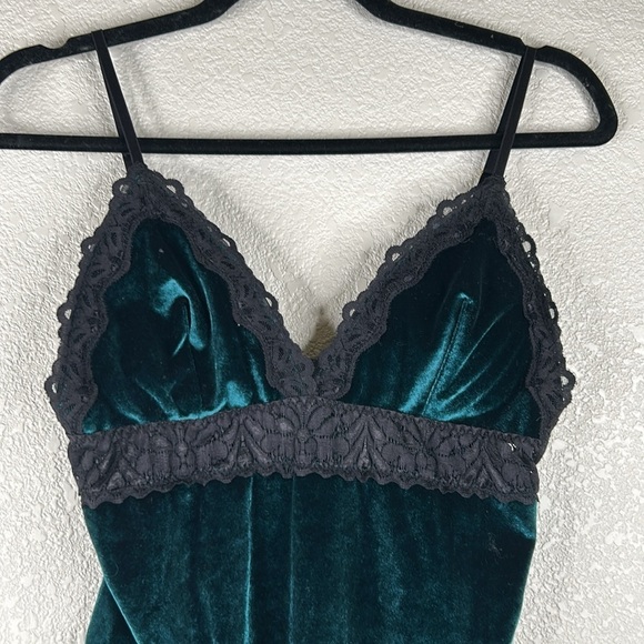 Shirley of Hollywood Green Velvet with Lace Sexy Bodysuit Light Padding Size XL - Picture 2 of 8